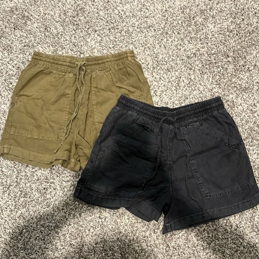 2 pair Target Universal Thread Linen Shorts